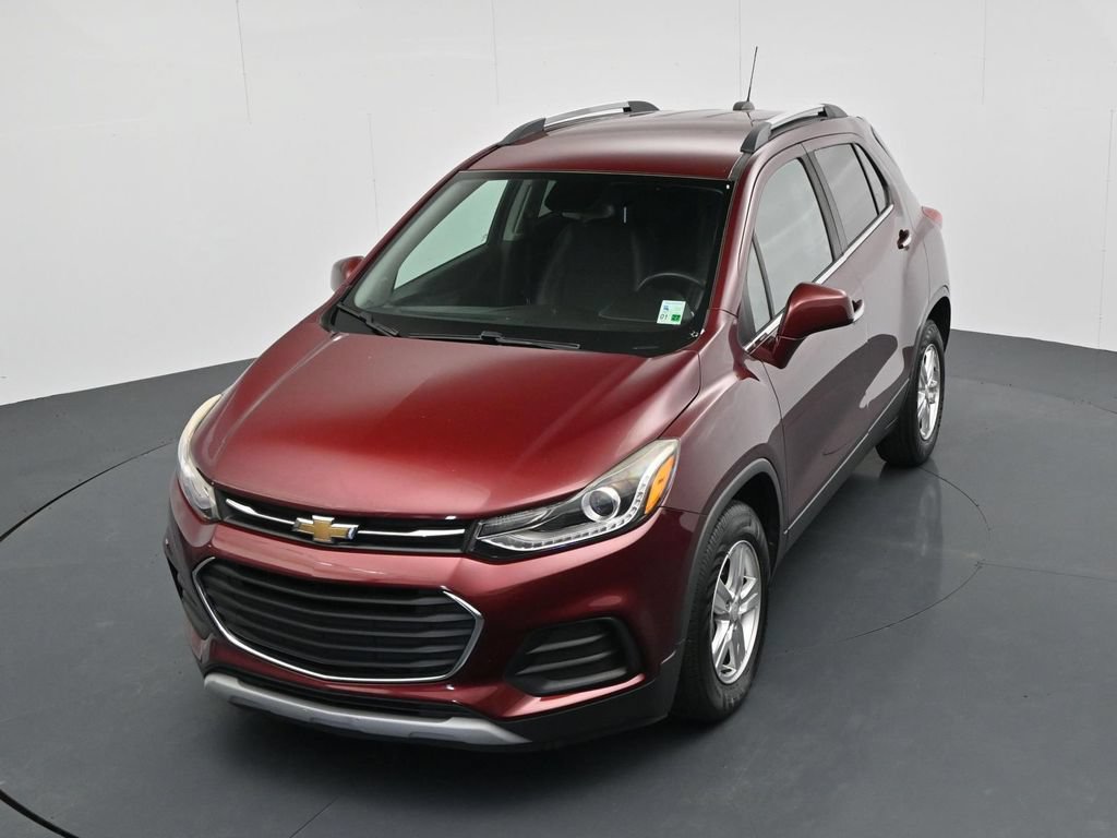Used 2017 Chevrolet Trax LT w/ LT Convenience Package FWD image 19