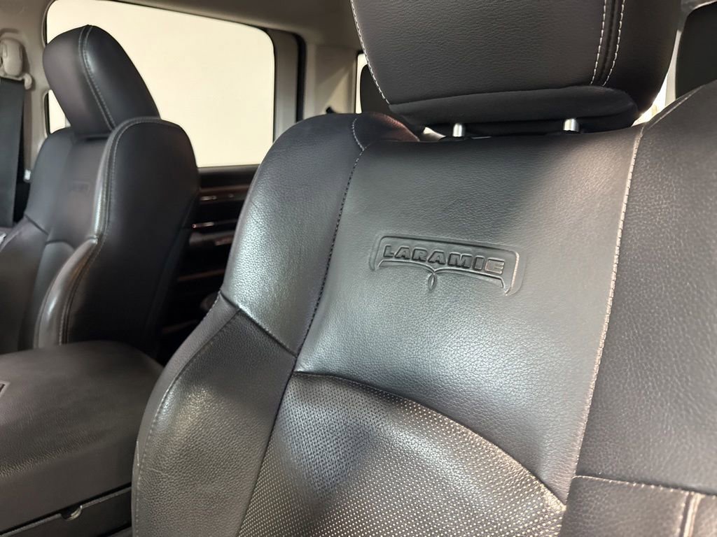 Used 2014 RAM 1500 Laramie AWD/4WD image 35