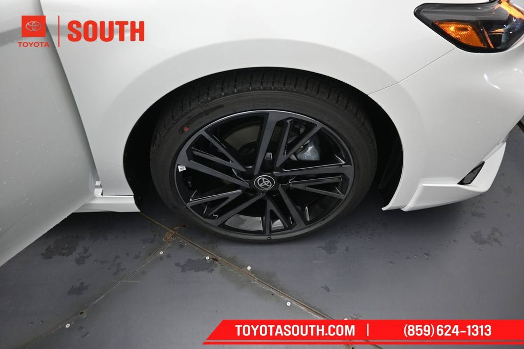 New 2026 Toyota Camry XSE FWD image 33