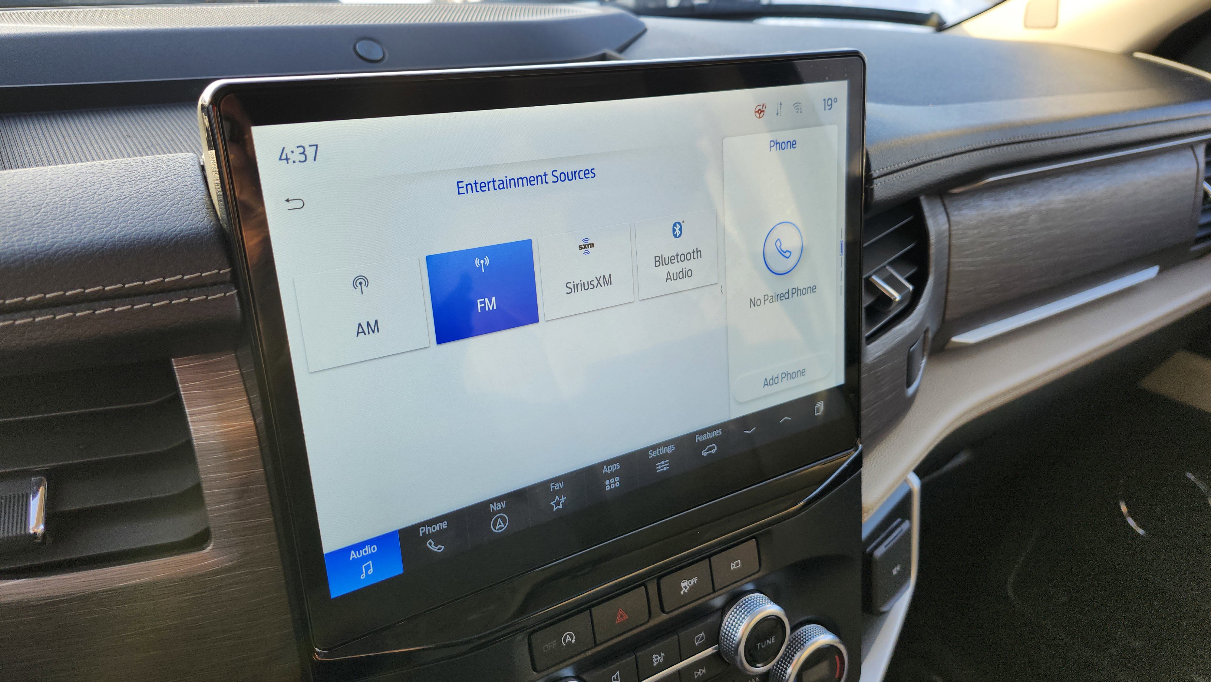 Used 2024 Ford Expedition Limited image 8