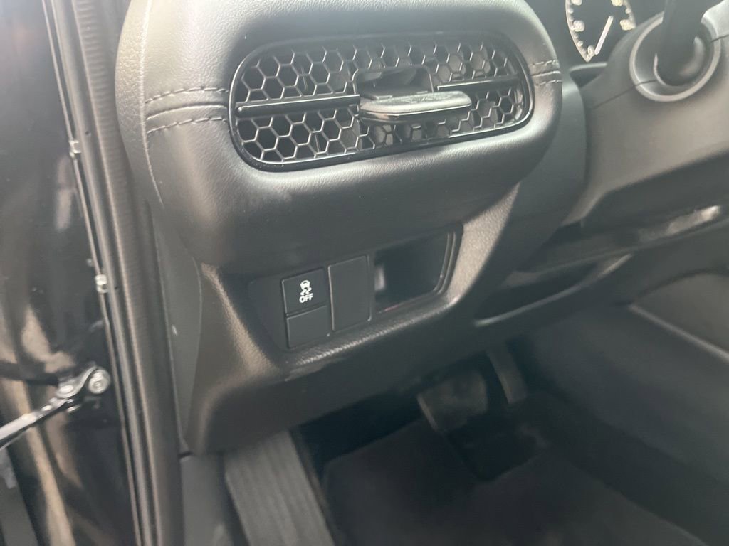 Certified 2023 Honda HR-V LX image 18