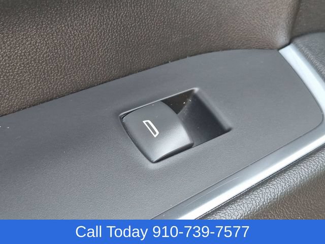 Used 2025 Chevrolet Silverado 1500 LT RWD image 29
