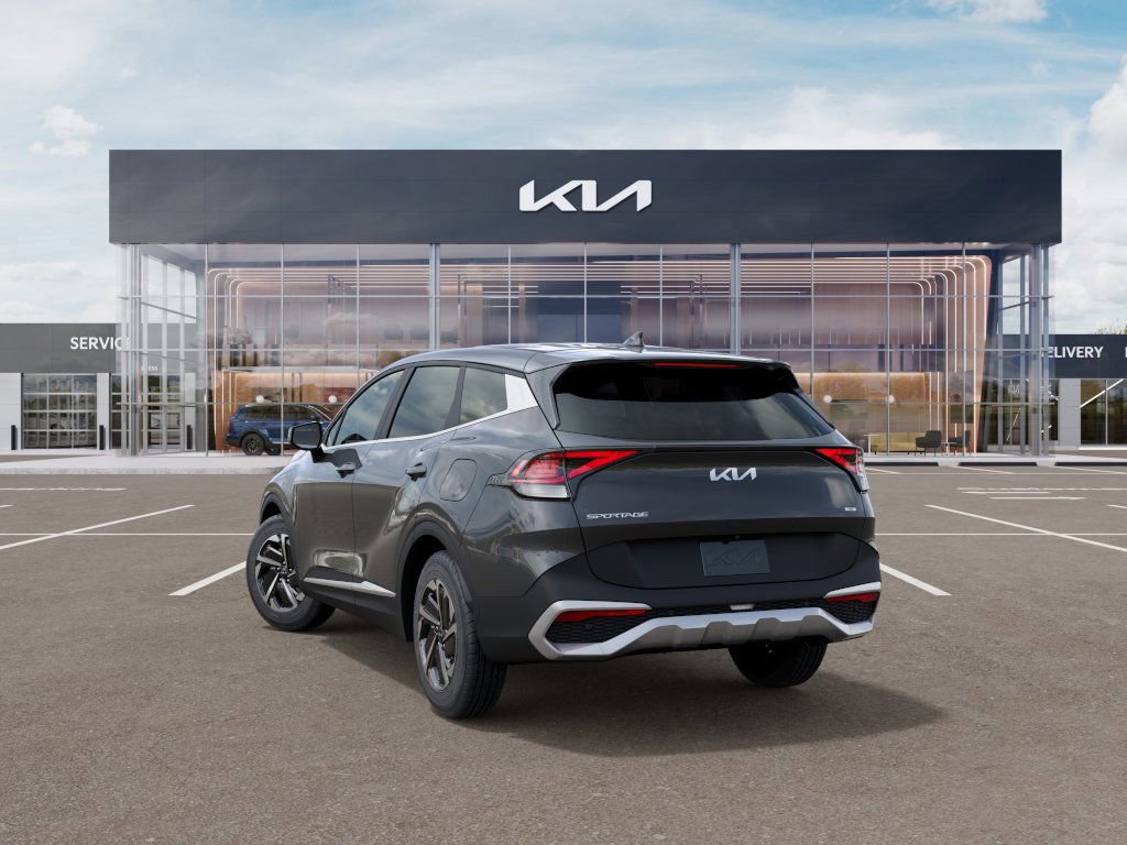 New 2025 Kia Sportage LX image 4
