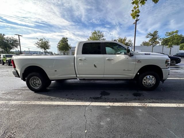 New 2026 RAM 3500 Laramie AWD/4WD image 7