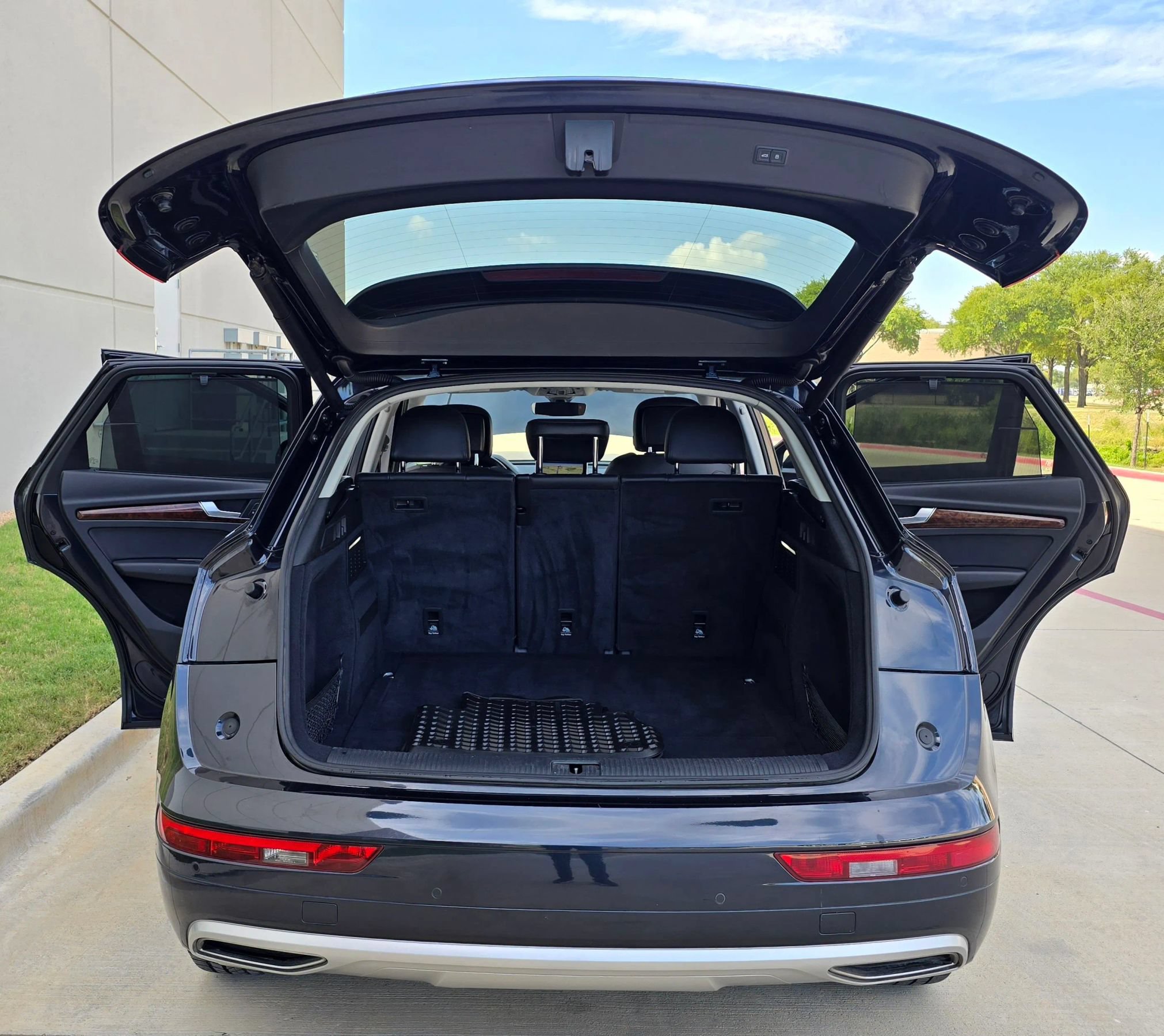 Used 2018 Audi Q5 2.0T Premium Plus AWD/4WD image 11