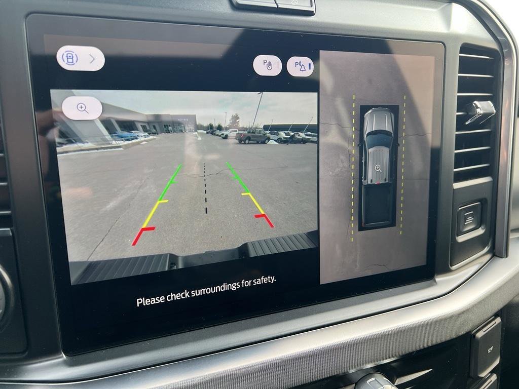 Used 2025 Ford F350 Platinum image 15