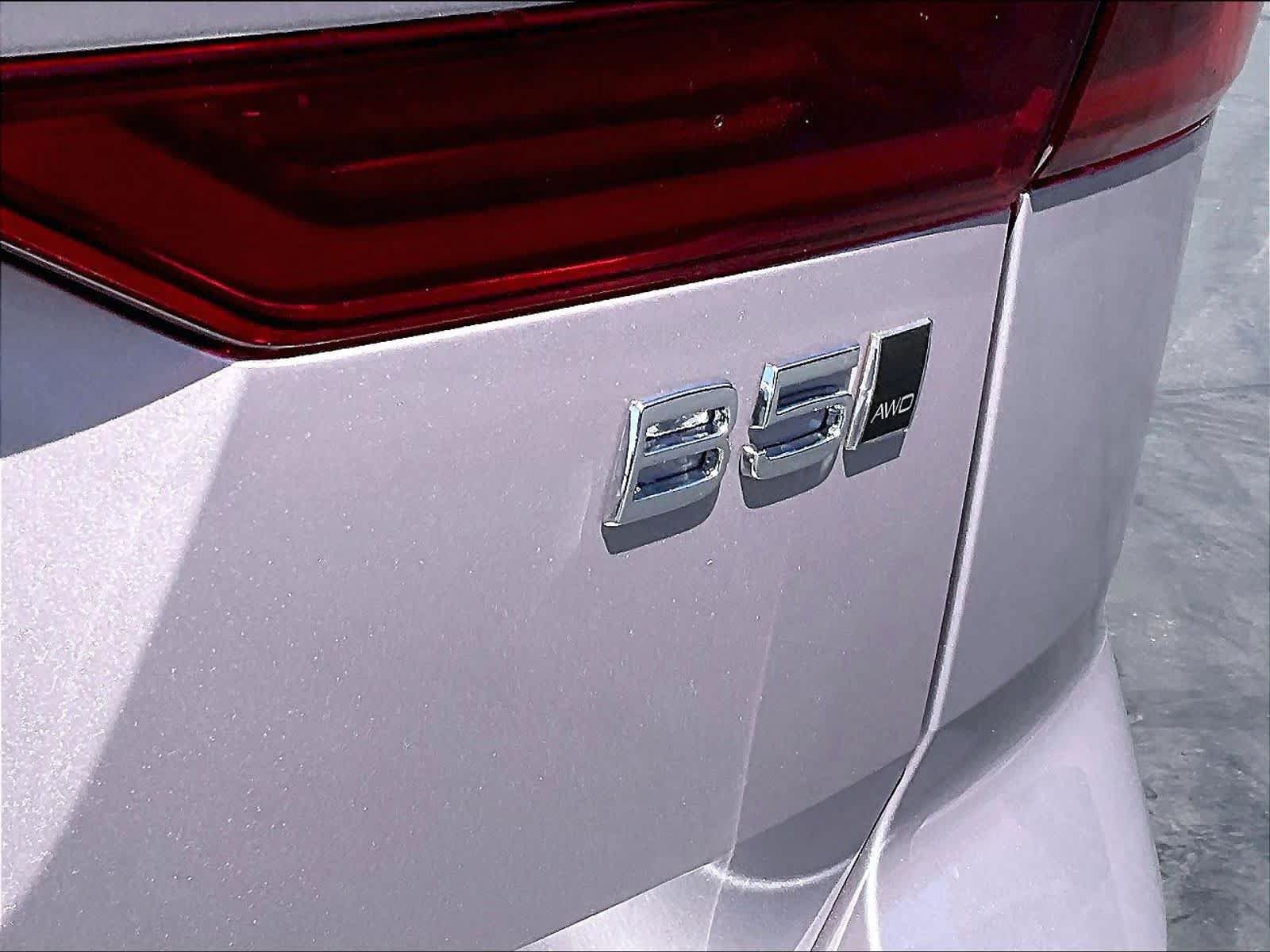 New 2026 Volvo XC60 B5 Core AWD/4WD image 26