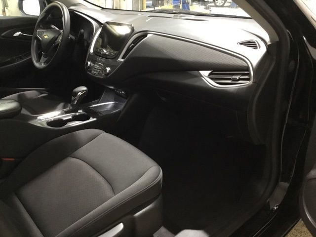 Used 2023 Chevrolet Malibu LT image 46