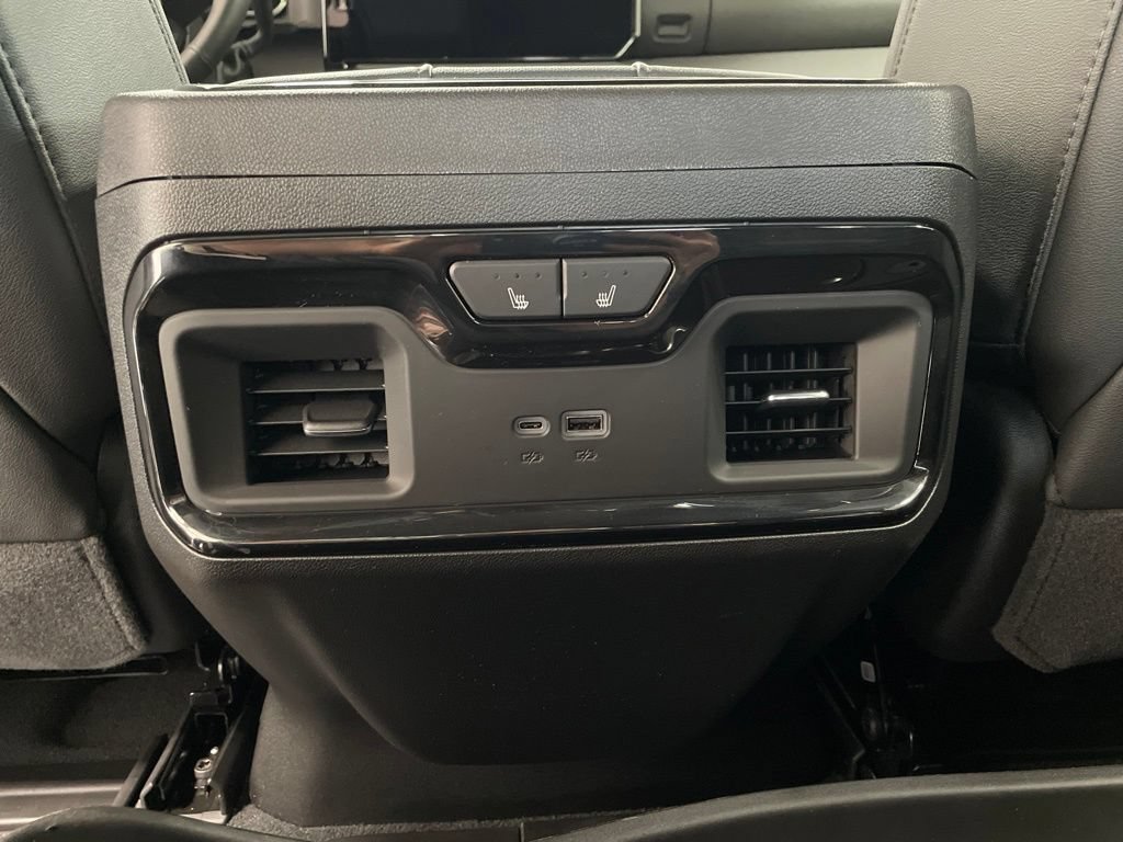 Used 2026 GMC Sierra 2500 AT4 AWD/4WD image 25