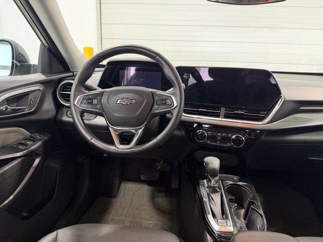 Used 2024 Chevrolet Trax ACTIV w/ Driver Confidence Package FWD image 27