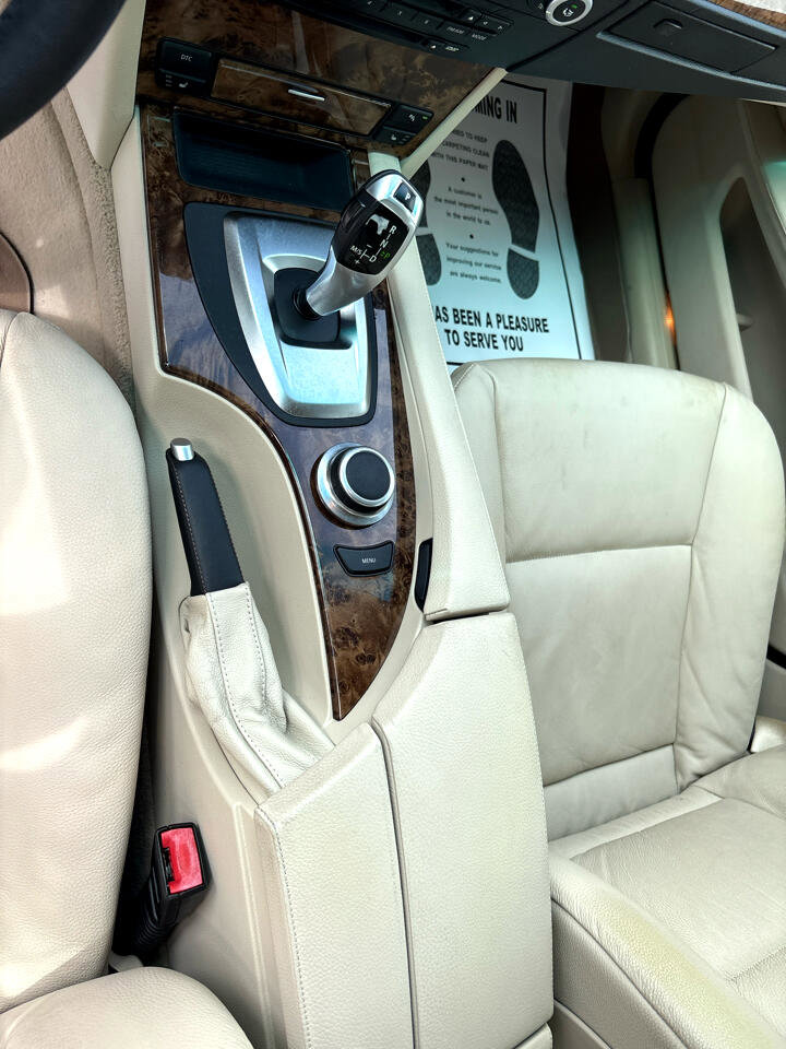 Used 2008 BMW 535xi Sedan image 25