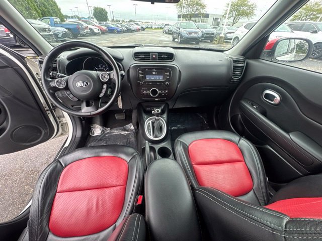 Used 2017 Kia Soul + w/ Designer's Package FWD image 13