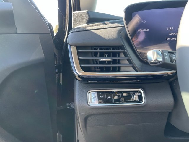 New 2025 Buick Envision Avenir image 18