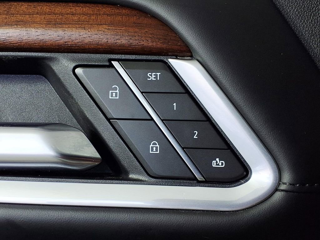 Used 2025 GMC Sierra 2500 Denali Ultimate image 18