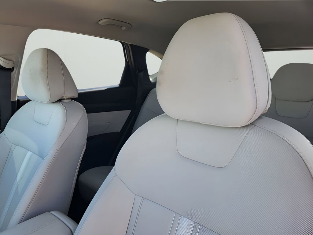 Used 2025 Hyundai Tucson SEL AWD/4WD image 16