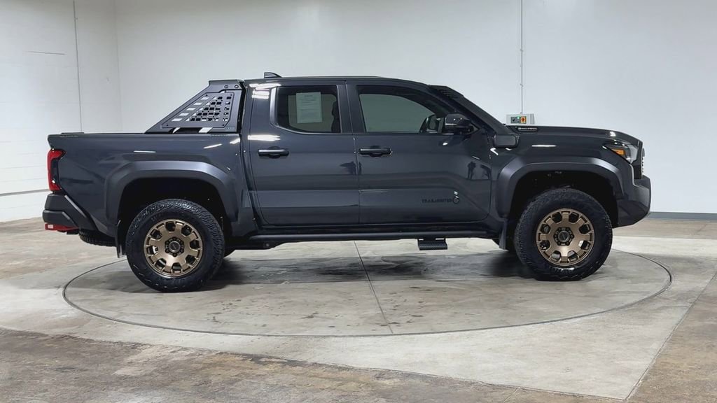 Used 2024 Toyota Tacoma 4x4 Double Cab Hybrid image 9