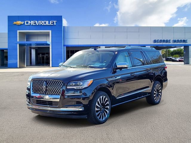 Used 2022 Lincoln Navigator L Black Label image 2