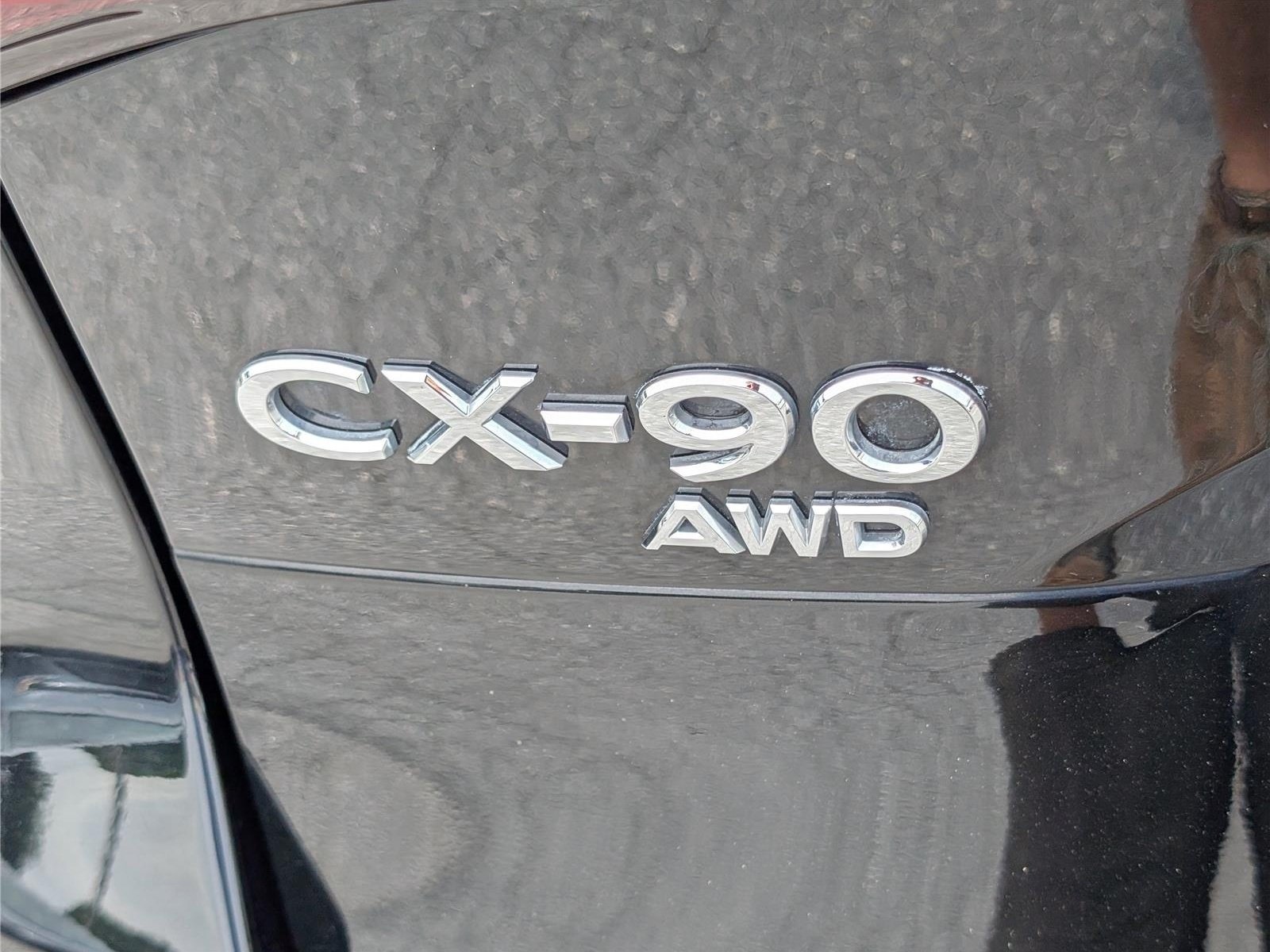 Used 2024 MAZDA CX-90 Plug-In Hybrid w/ Preferred AWD/4WD image 9