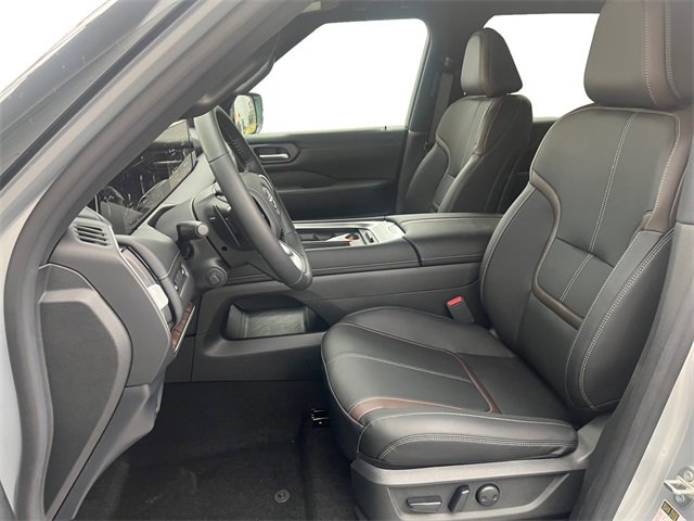 New 2026 Nissan Armada SL w/ Captain's Chari Seat Package image 7