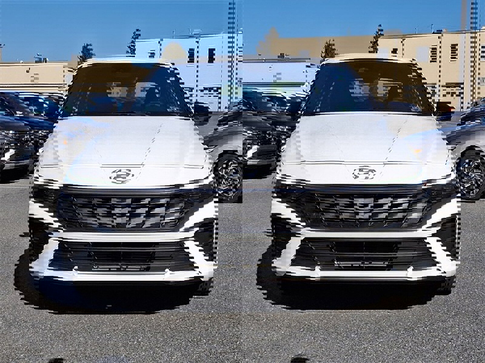 Used 2025 Hyundai Elantra SEL w/ Cargo Package image 2