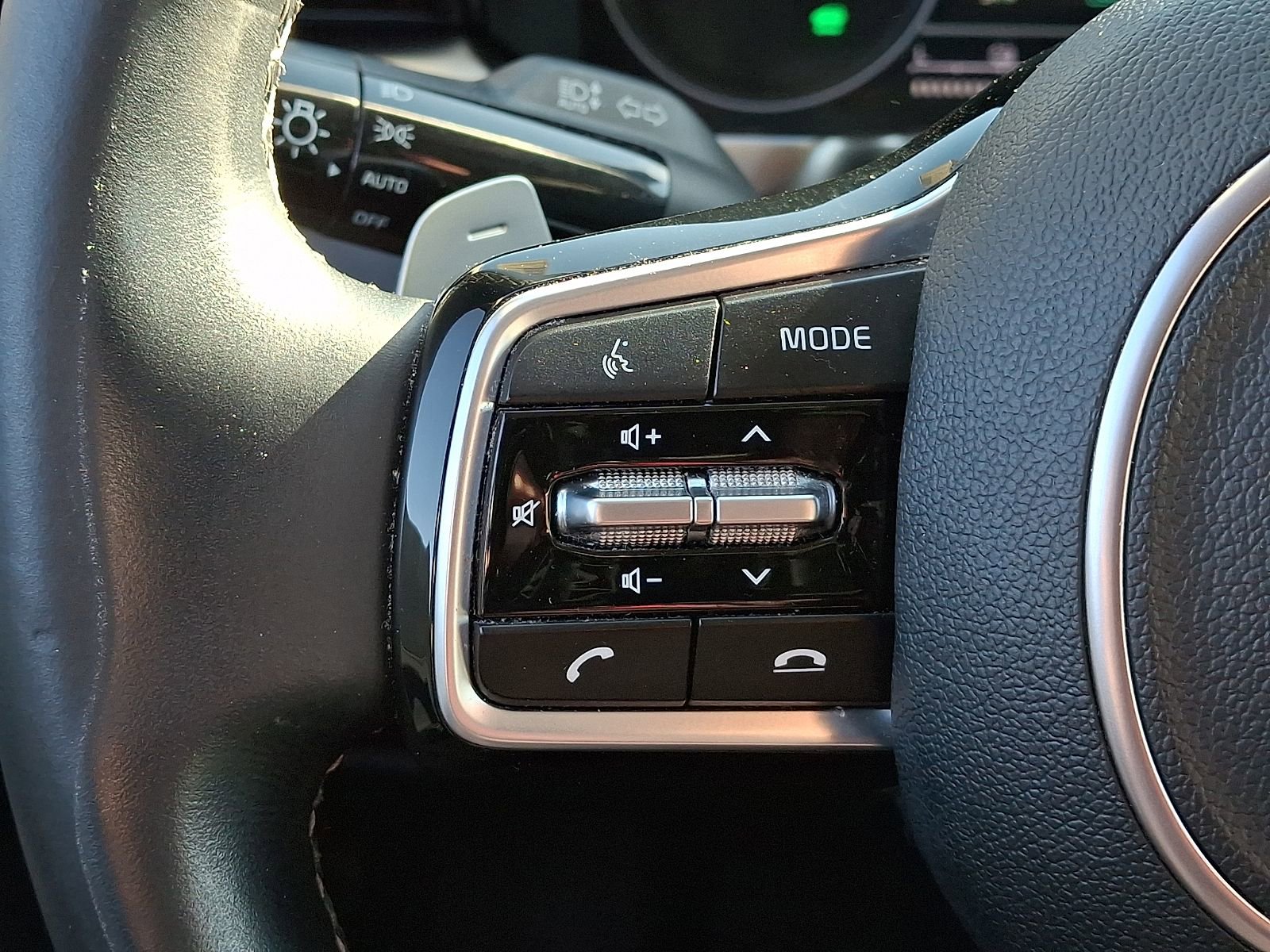 Used 2022 Kia Sorento S image 21