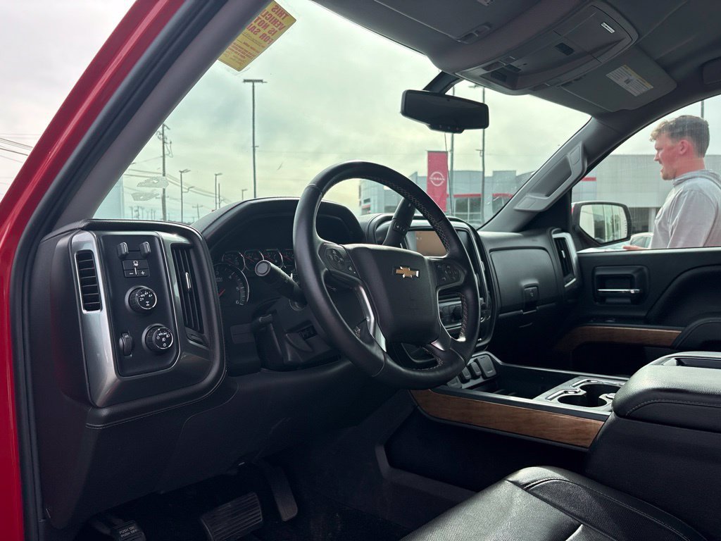Used 2014 Chevrolet Silverado 1500 LTZ w/ LTZ Plus Package AWD/4WD image 10