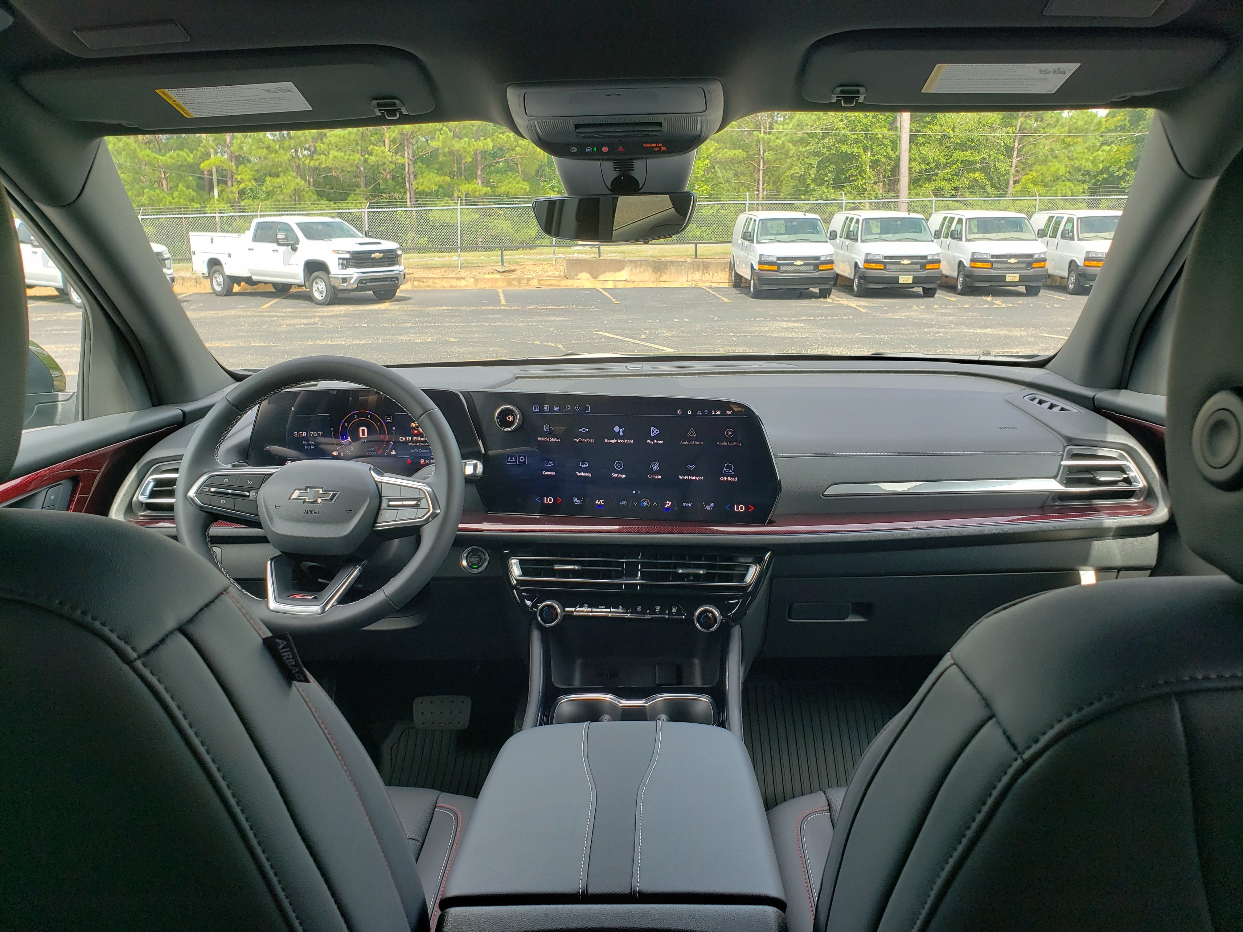 New 2026 Chevrolet Traverse Z71 w/ Driver Confidence Package AWD/4WD image 37