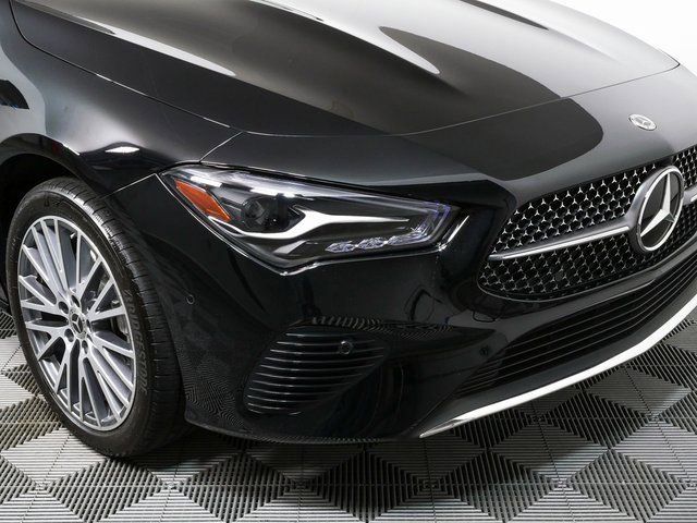 Used 2024 Mercedes-Benz CLA 250 image 35