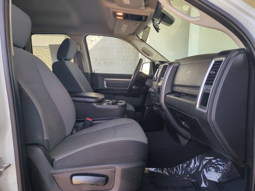 Used 2024 RAM 1500 Classic SLT AWD/4WD image 11