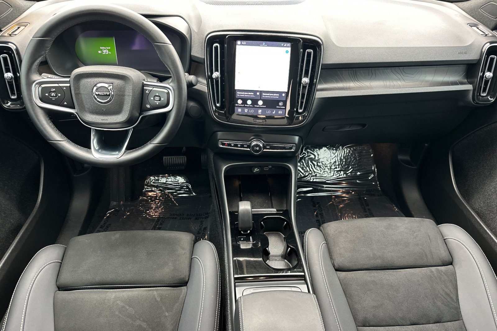 Certified 2023 Volvo C40 P8 Recharge Ultimate w/ Protection Package Premier AWD/4WD image 15