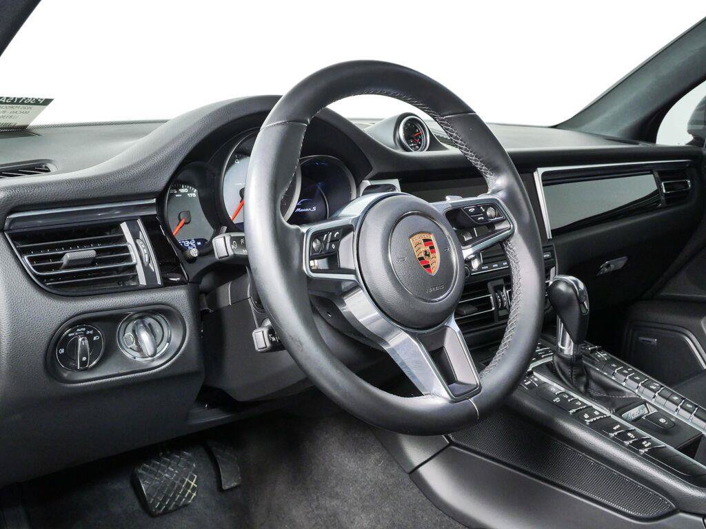 Used 2020 Porsche Macan S AWD/4WD image 4