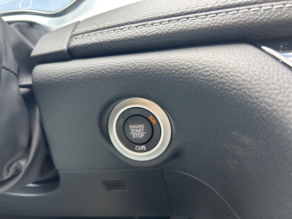 New 2026 Chrysler Pacifica Limited w/ S Appearance Package image 32