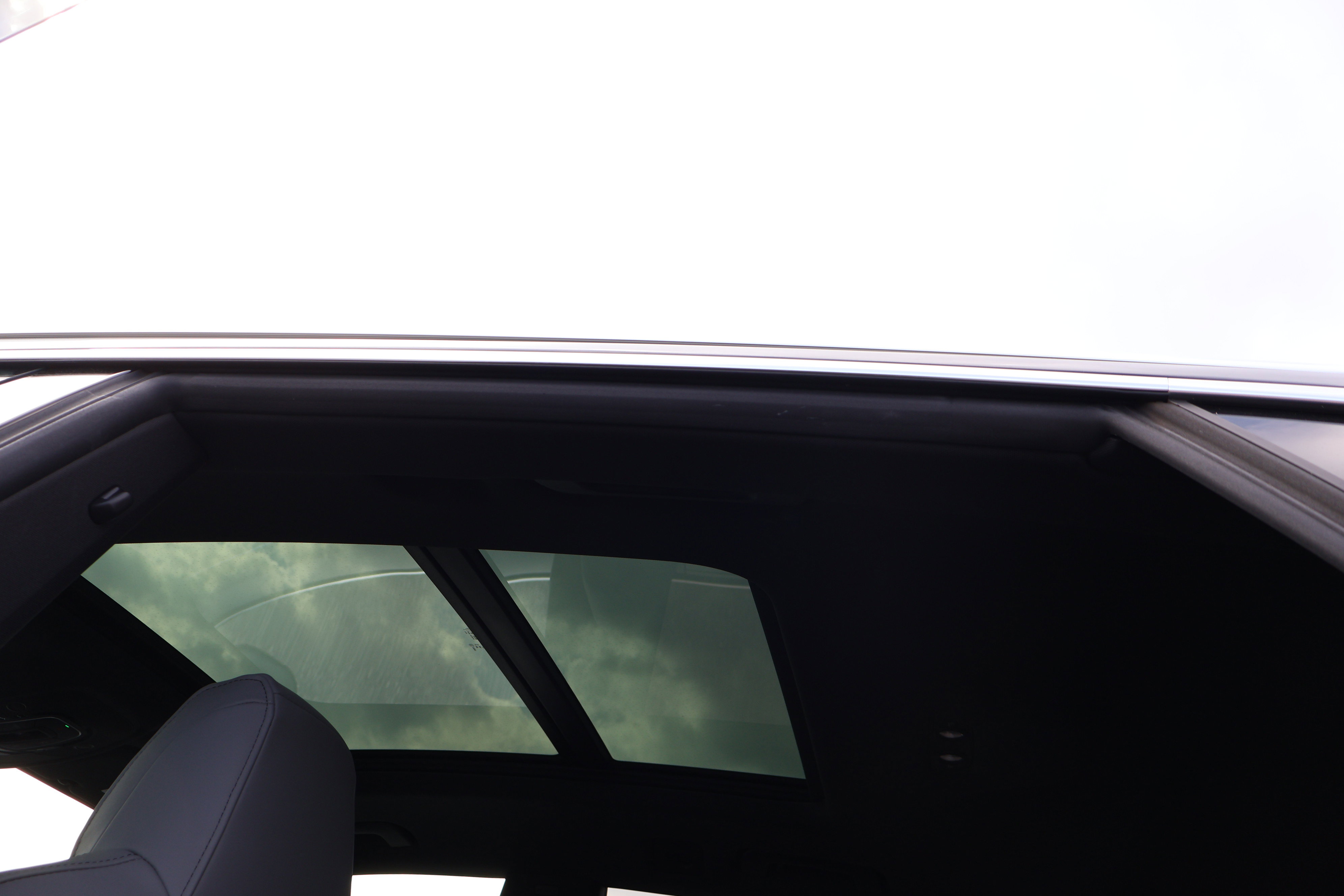 Used 2025 Audi SQ8 Premium Plus image 15