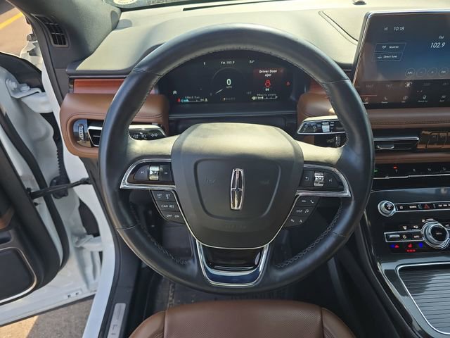 Used 2022 Lincoln Nautilus Reserve FWD image 17