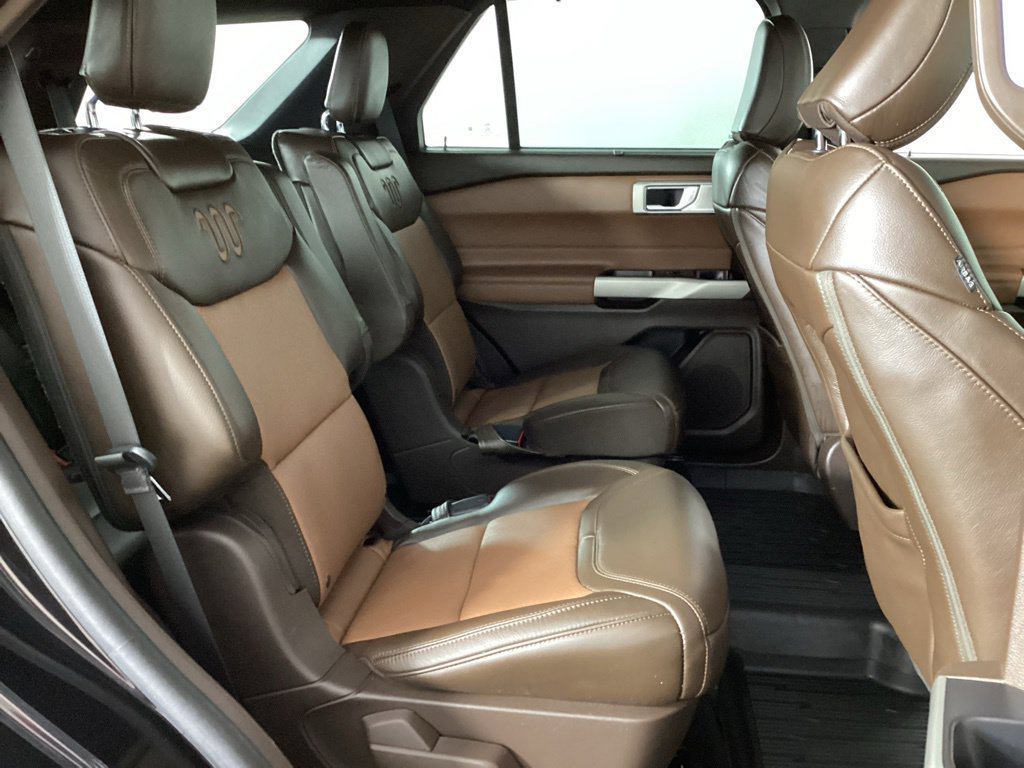 Certified 2021 Ford Explorer King Ranch w/ Premium Technology Package AWD/4WD image 27