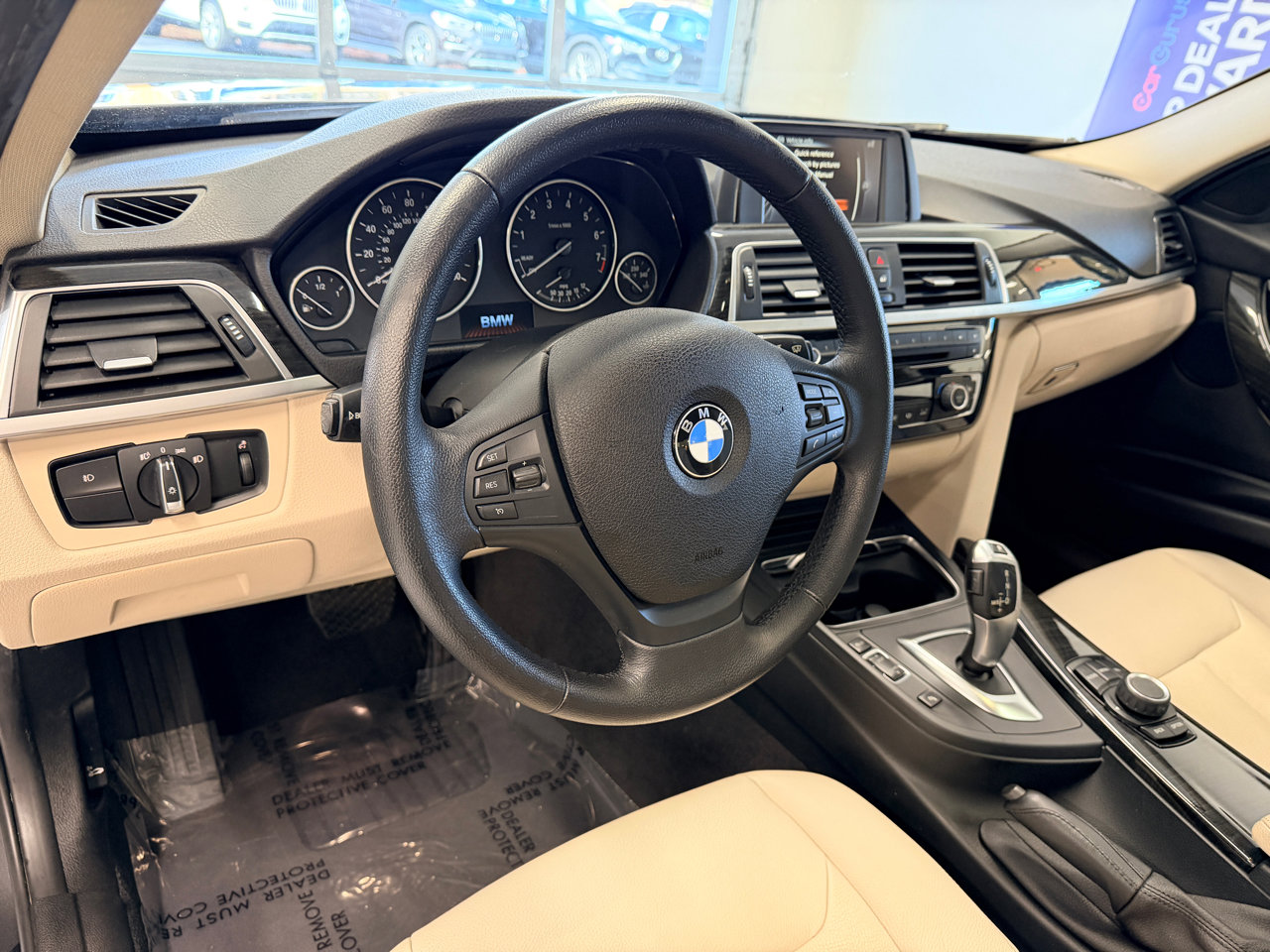 Used 2016 BMW 320i Sedan image 17