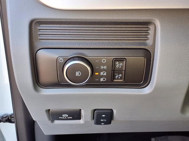 New 2025 Ford F450 XLT w/ XLT Value Package image 10