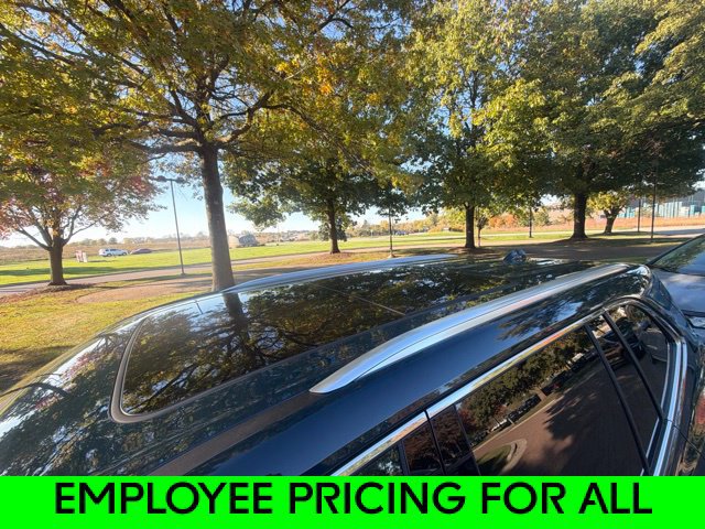 New 2027 Buick Enclave Avenir w/ LPO, Floor Liner Package AWD/4WD image 6