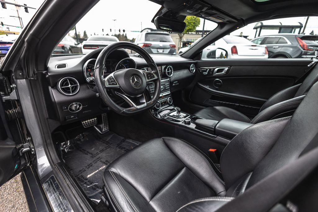 Used 2017 Mercedes-Benz SLC 300 image 22