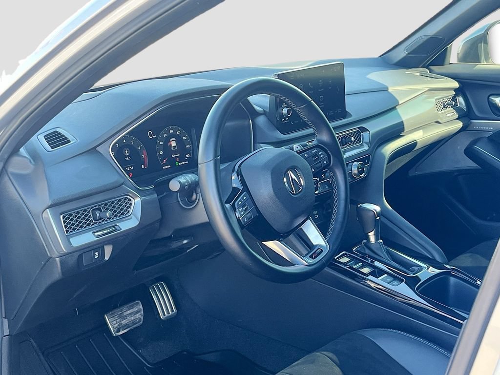 Used 2025 Acura Integra A-Spec w/ Technology Package FWD image 9