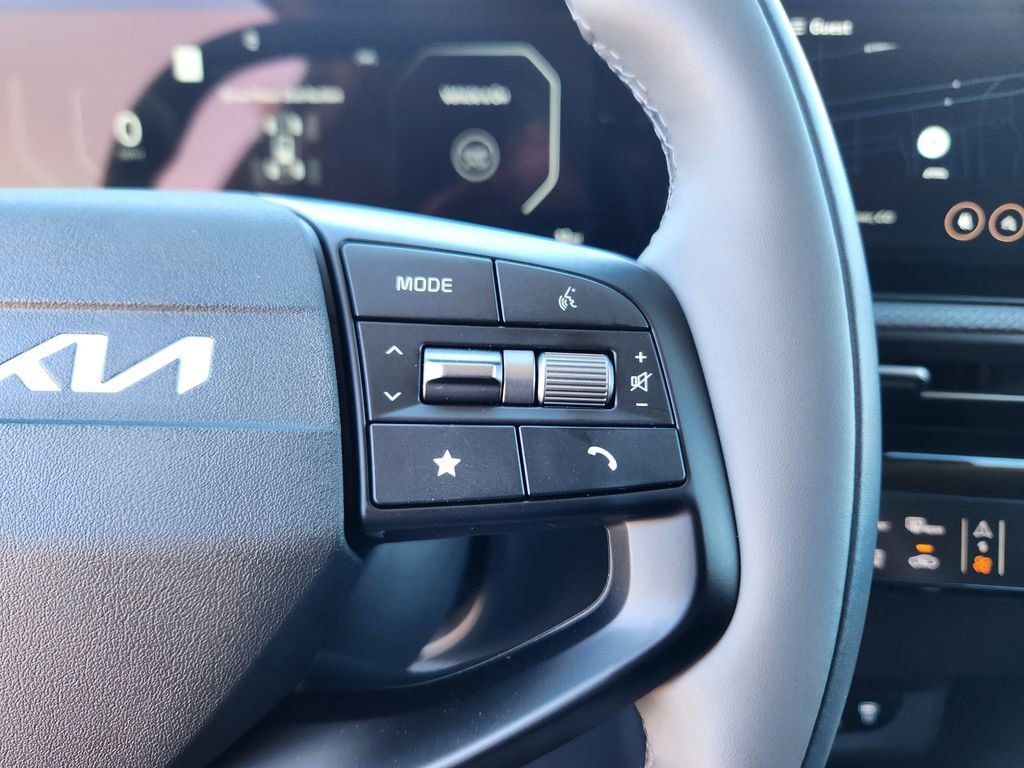 New 2025 Kia EV6 Wind image 16