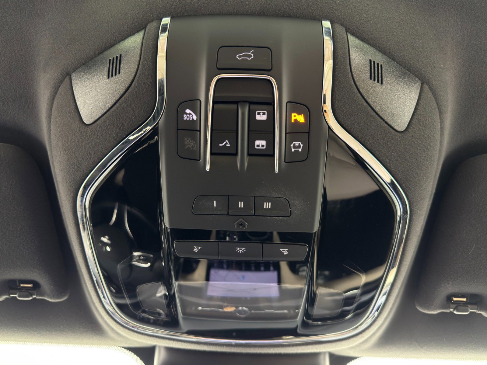 Used 2022 Maserati Quattroporte Modena Q4 image 39