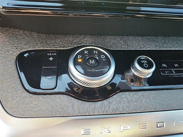 New 2025 Ford Expedition Tremor image 8