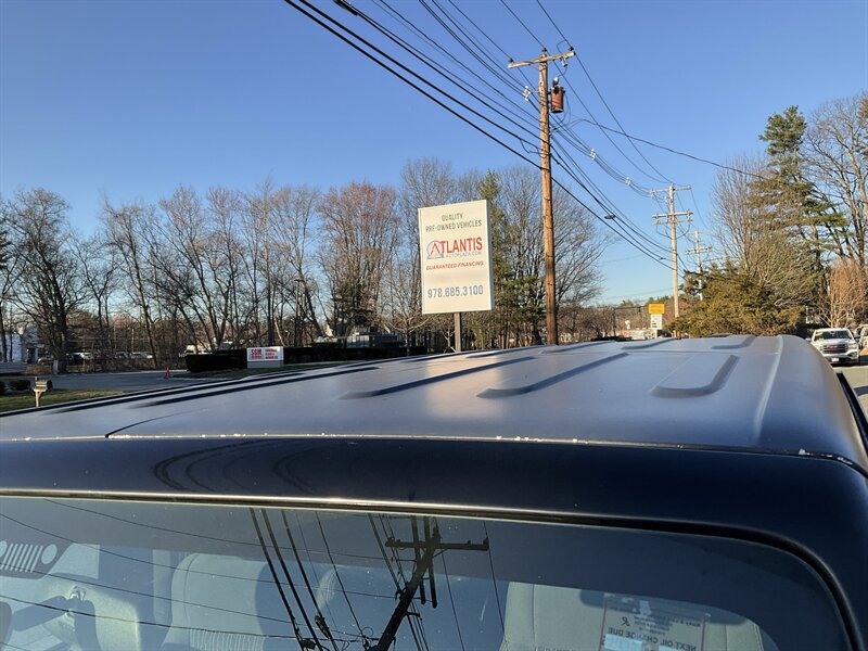 Used 2012 Jeep Wrangler Sport AWD/4WD image 9