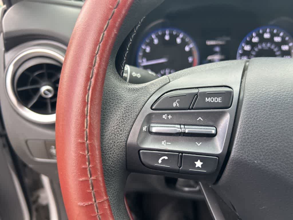 Used 2023 Hyundai Kona SE w/ Cargo Package AWD/4WD image 14