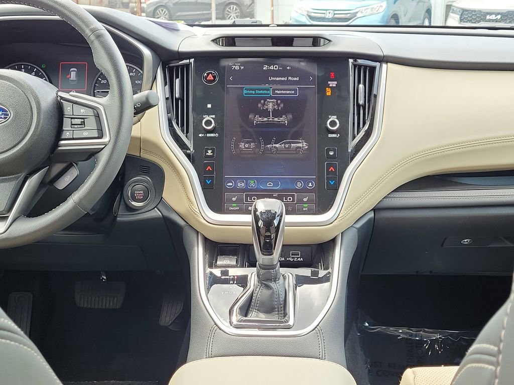 Used 2025 Subaru Outback Limited image 17