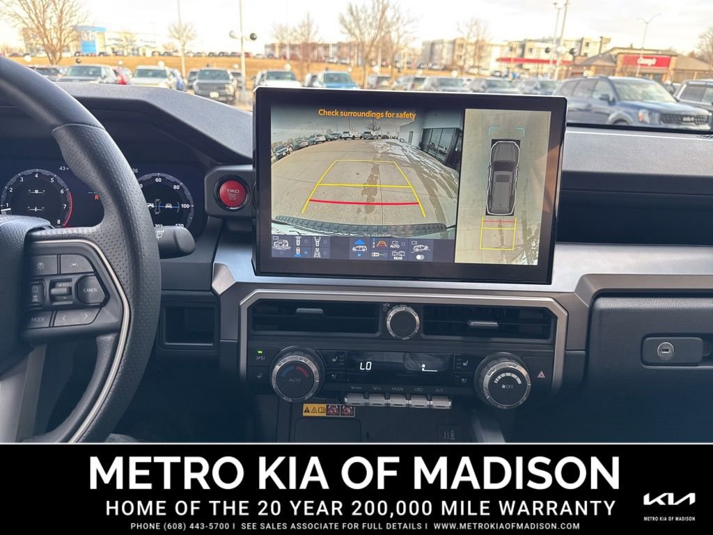 Used 2025 Toyota 4Runner TRD Off-Road Premium image 22