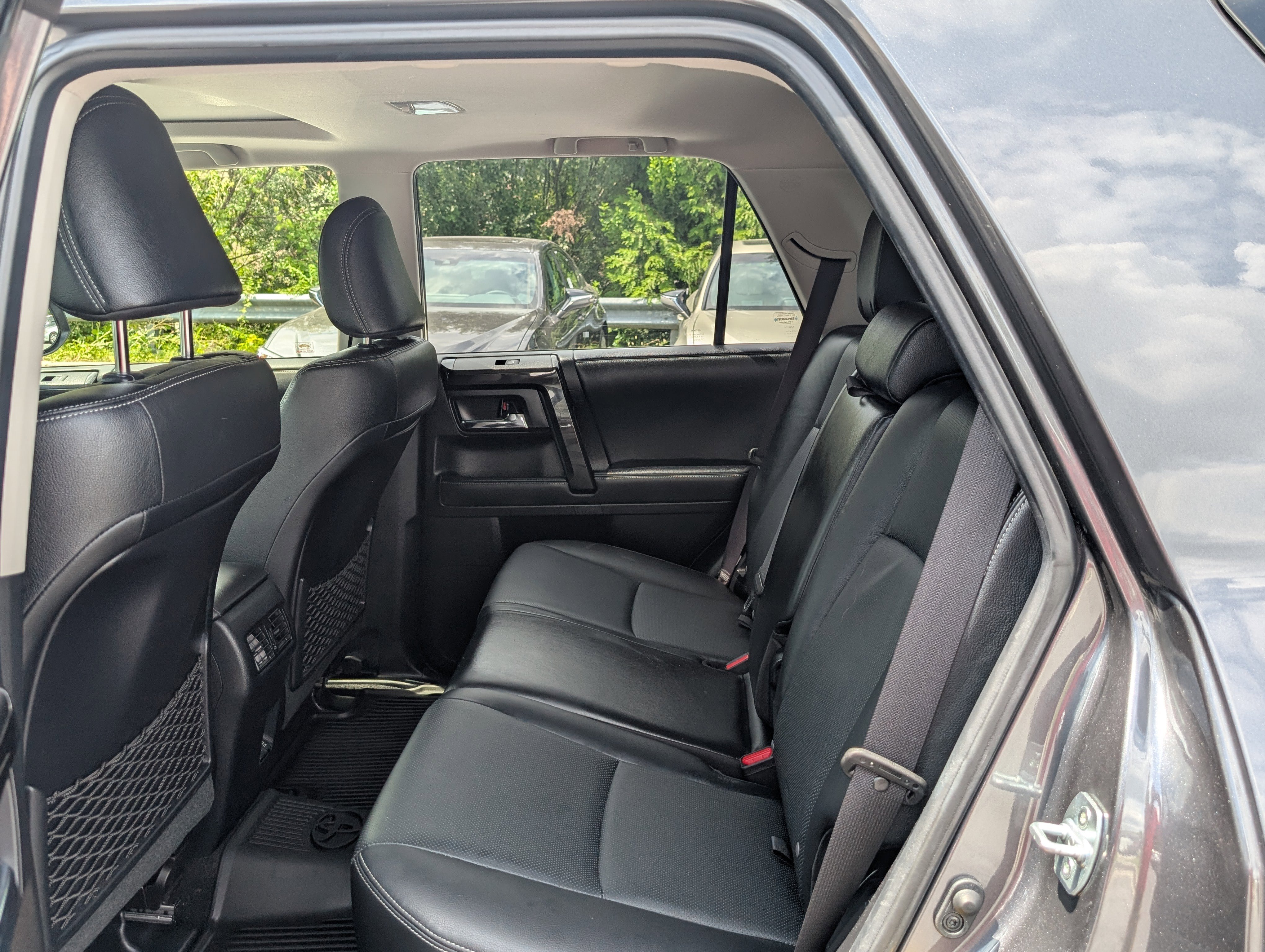 Used 2020 Toyota 4Runner Limited image 14