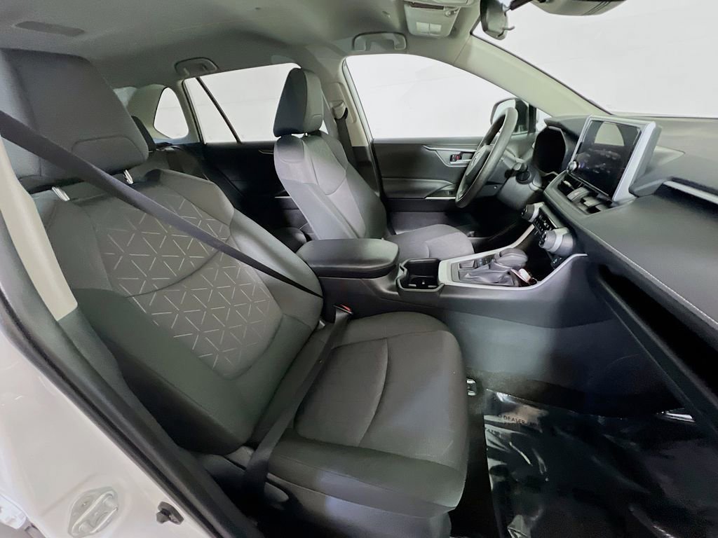 Certified 2025 Toyota RAV4 XLE image 24