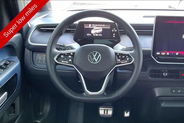Used 2025 Volkswagen ID. Buzz Pro S Plus AWD/4WD image 4
